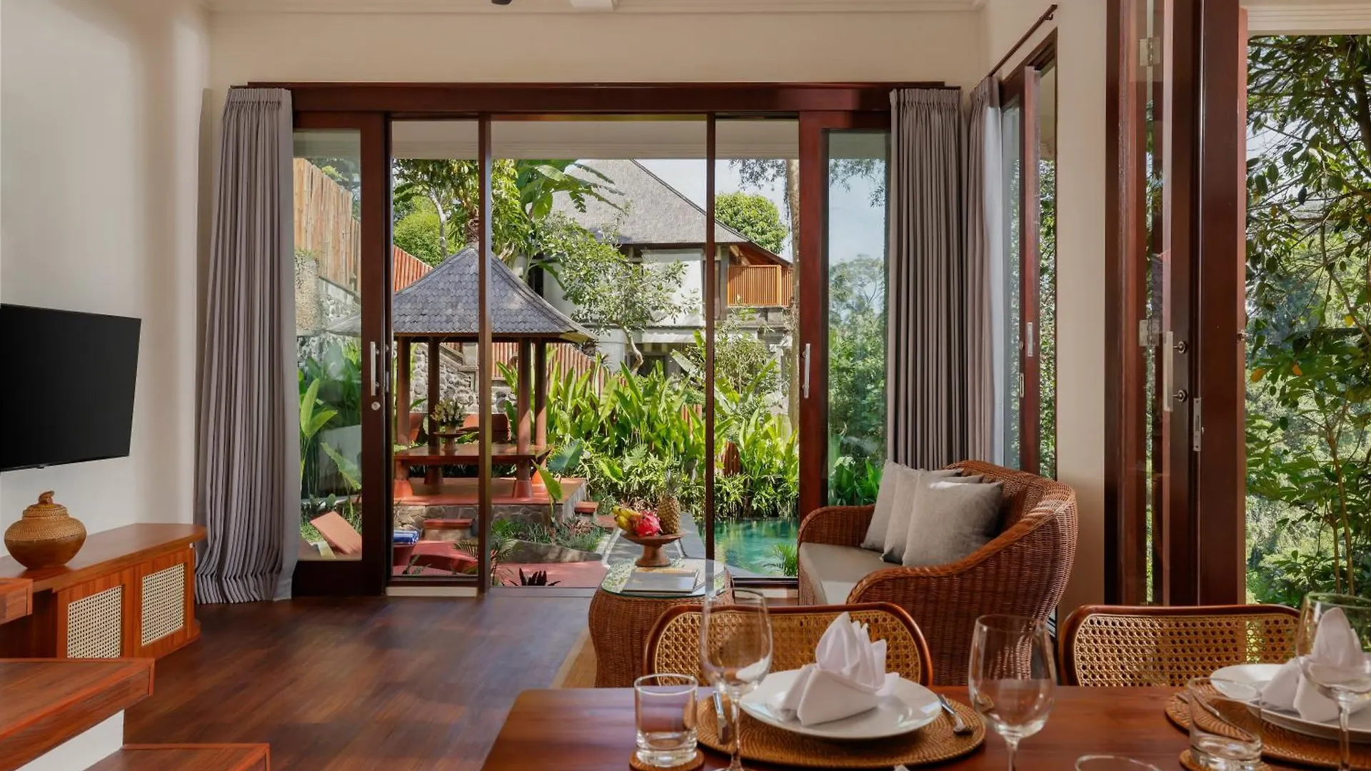 Villa Leona Valley View By Nakula Ubud 0*,
